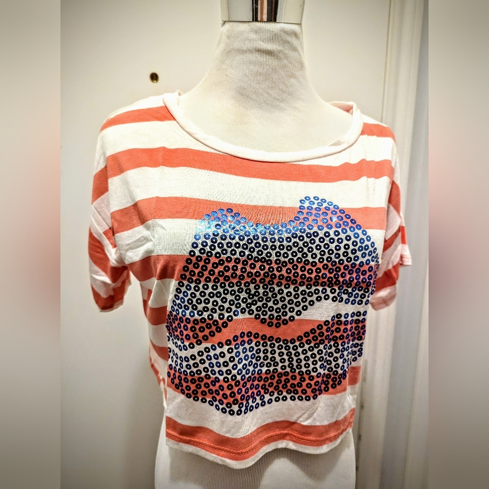 Crop top 90s inspired, coral & white stripes + metallic lips print. New no tag
